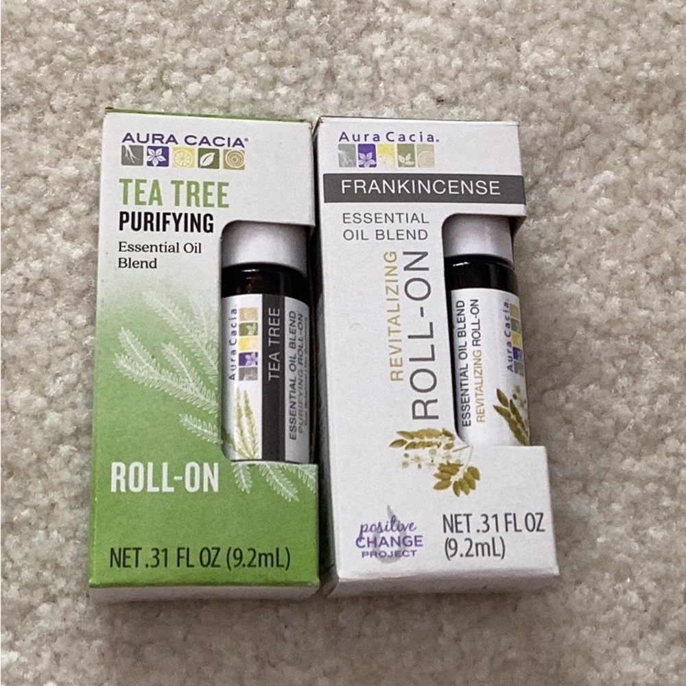 2 AURA CASIA ESSENTIAL OIL, ROLL-ON TEA TREE & FRANKINCENSE, NEW